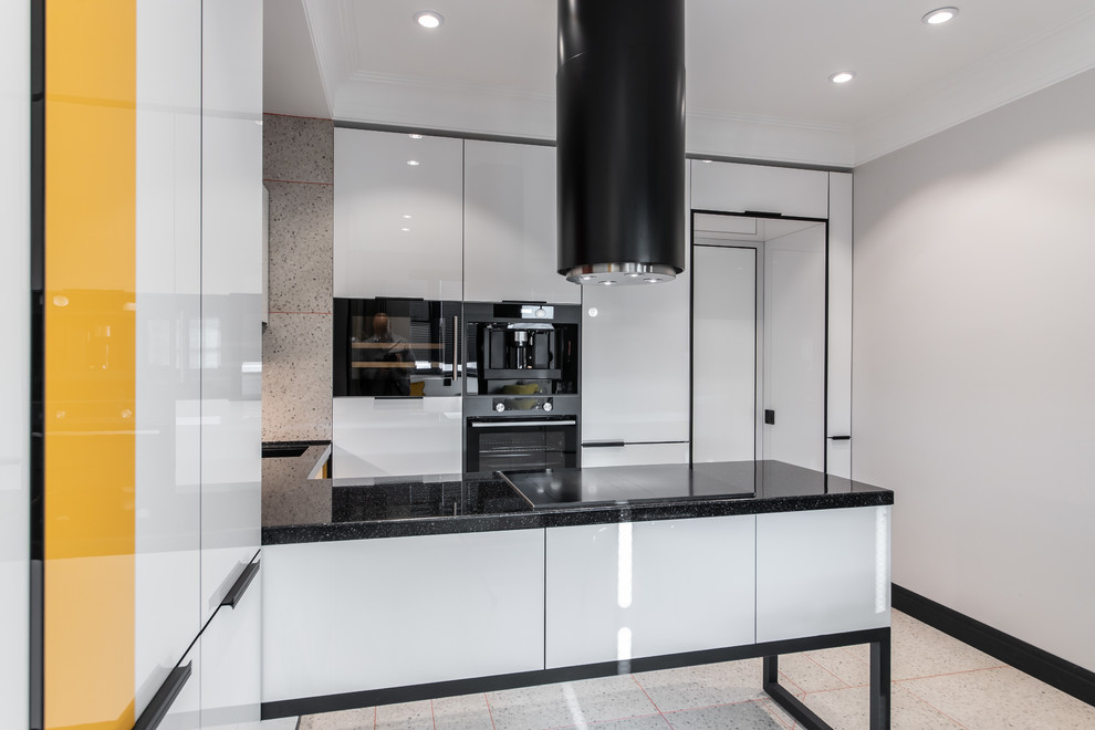 Островная вытяжка Equilibrium в передаче «Квартирный вопрос».