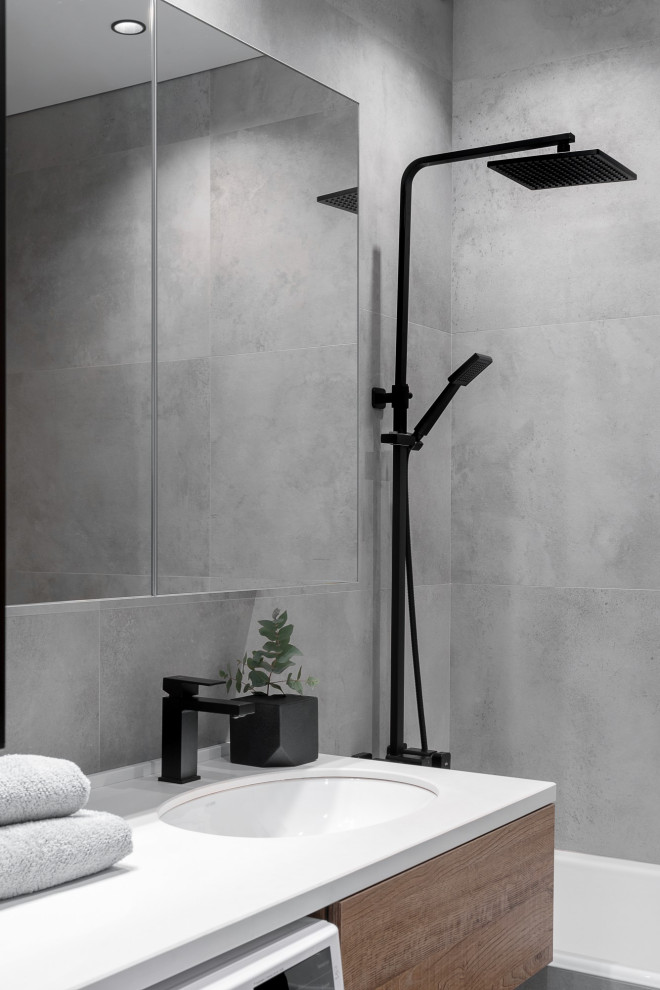 Обложка проекта: Реализованный проект трехкомнатной квартиры во Владивостоке