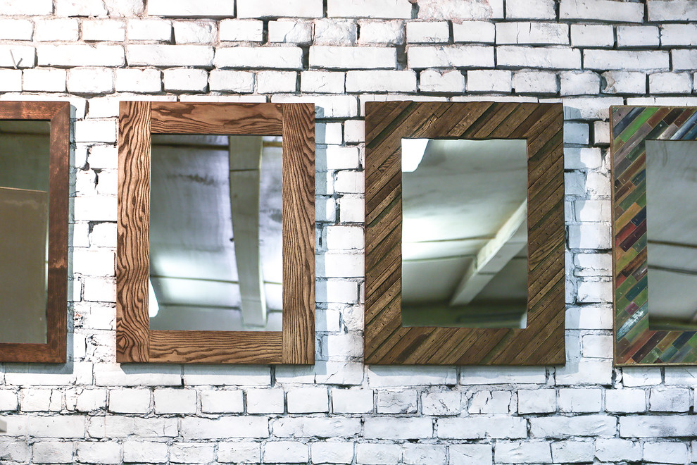 Портрет: Антон Коротков — кудесник зеркал и панно