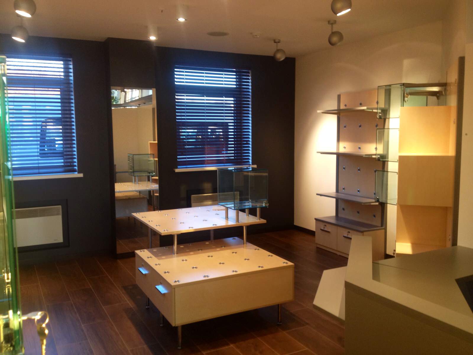 Дилерский центр Альтаир-Авто Mercedes Benz