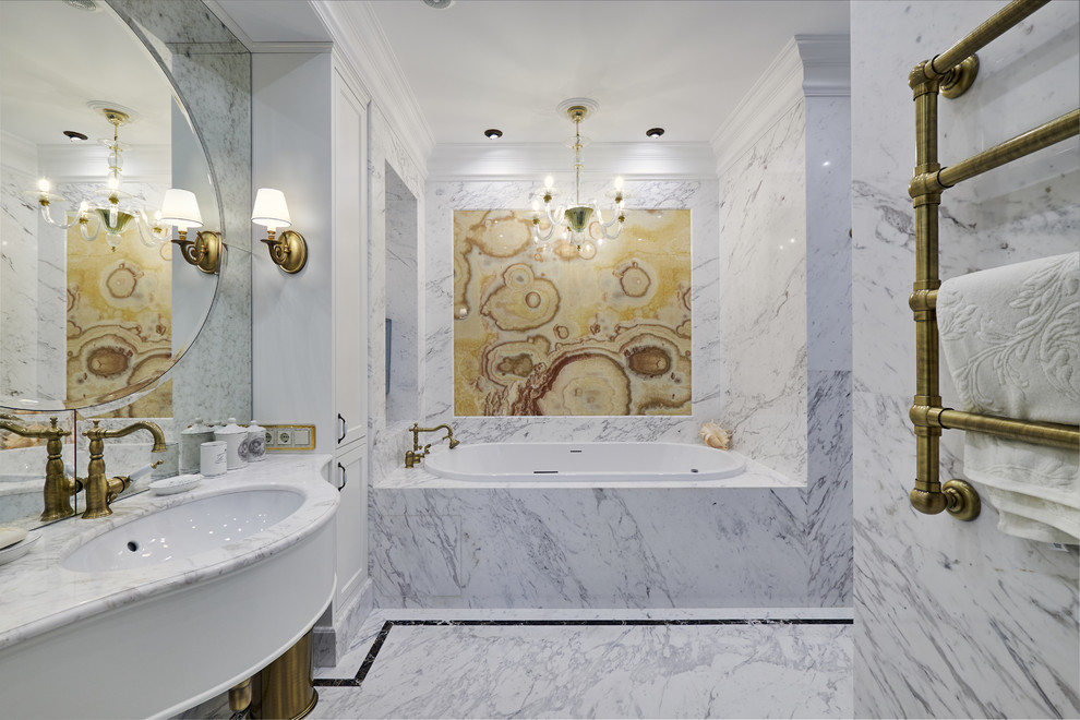 Смольный парк