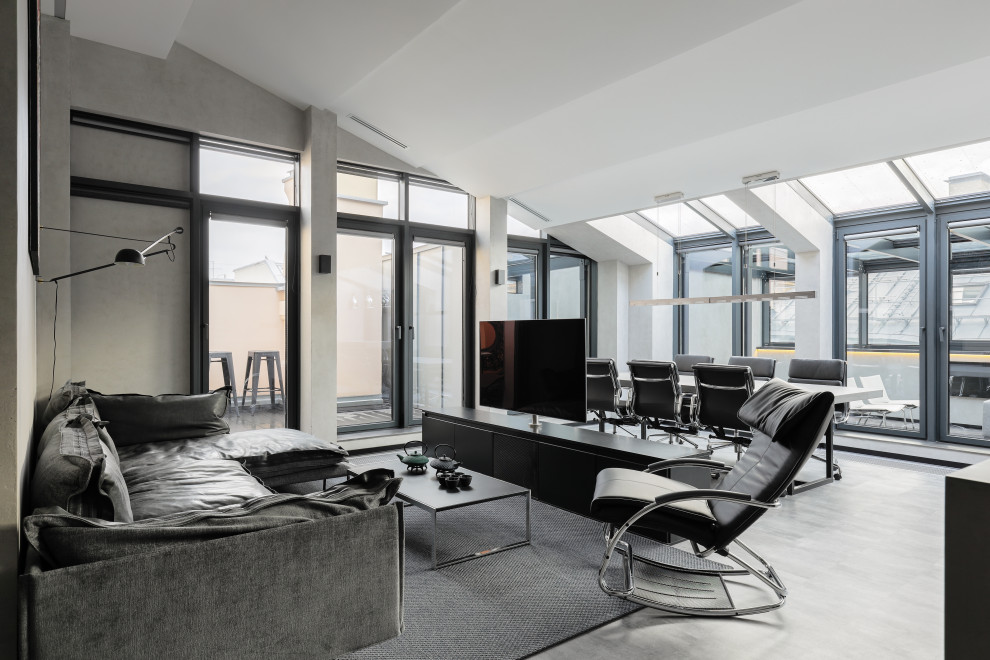 Квартира с видом на крыши Петербурга