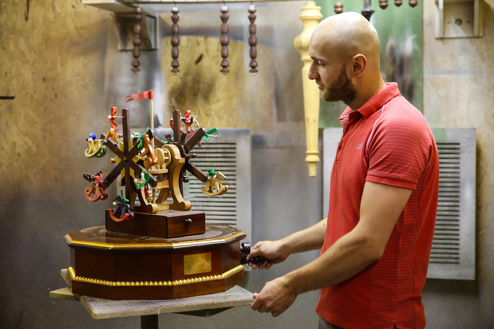 Портрет: Волшебство в «Мастерской братьев Яшиных»