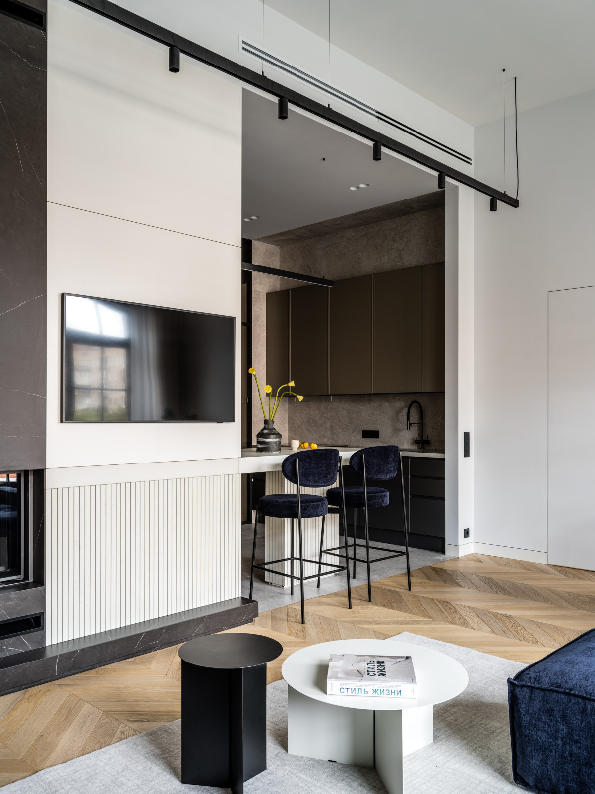 Квартира для семьи в Лофт Комплексе