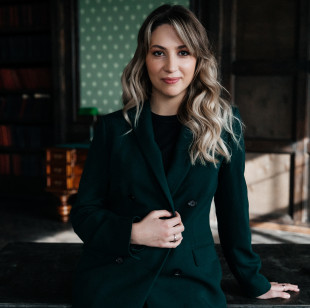 Елена Мажугина