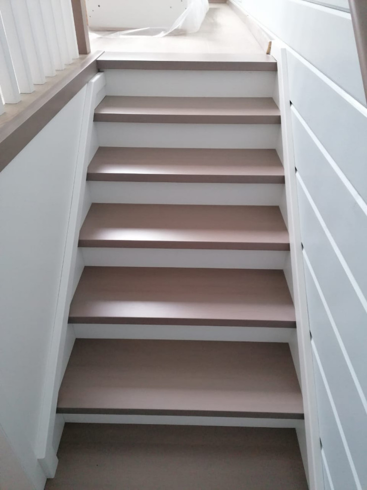 Деревянная  лестница