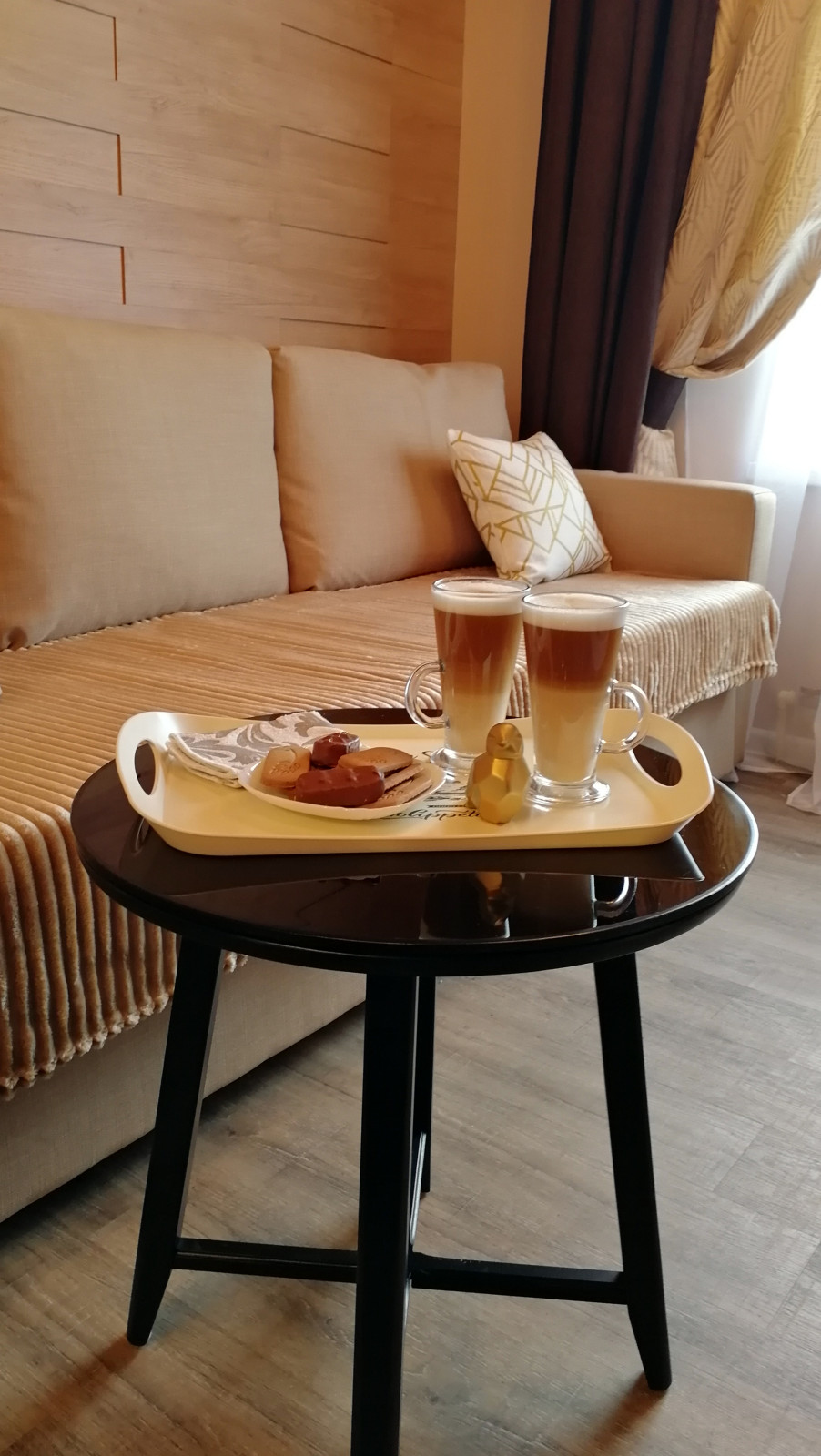 Апартаменты «Wood&Gold»