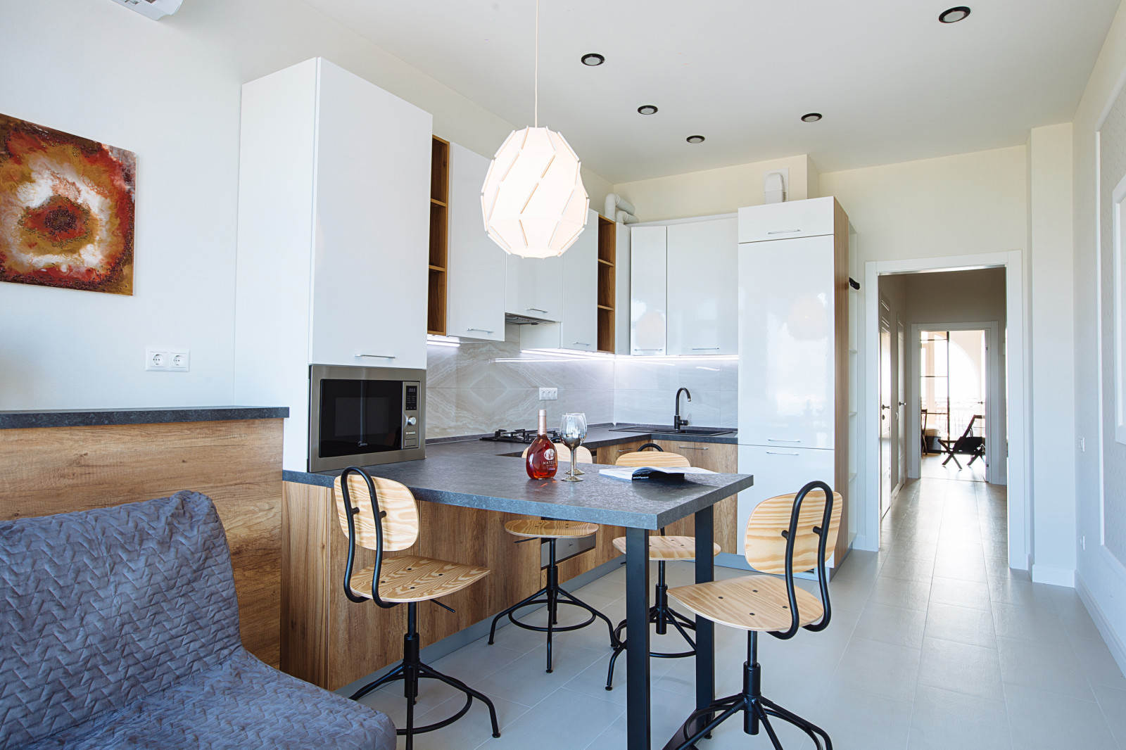 Однокомнатная квартира в современном стиле с шикарным видом на море в Геленджике