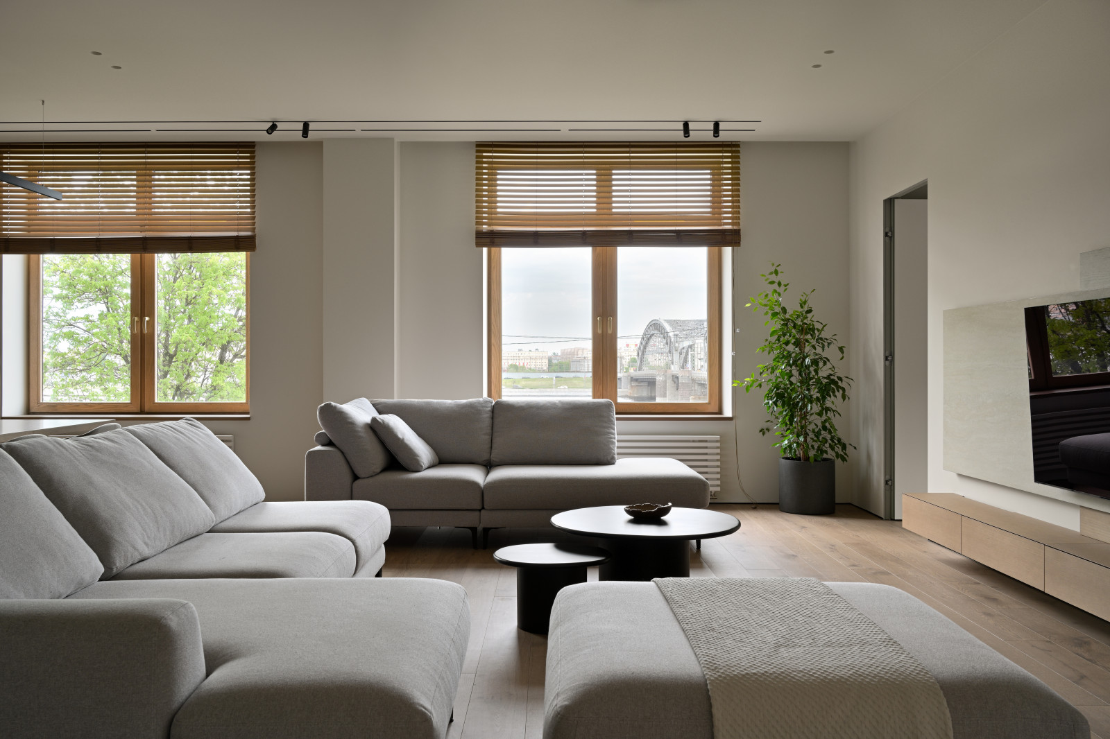 жк смольный