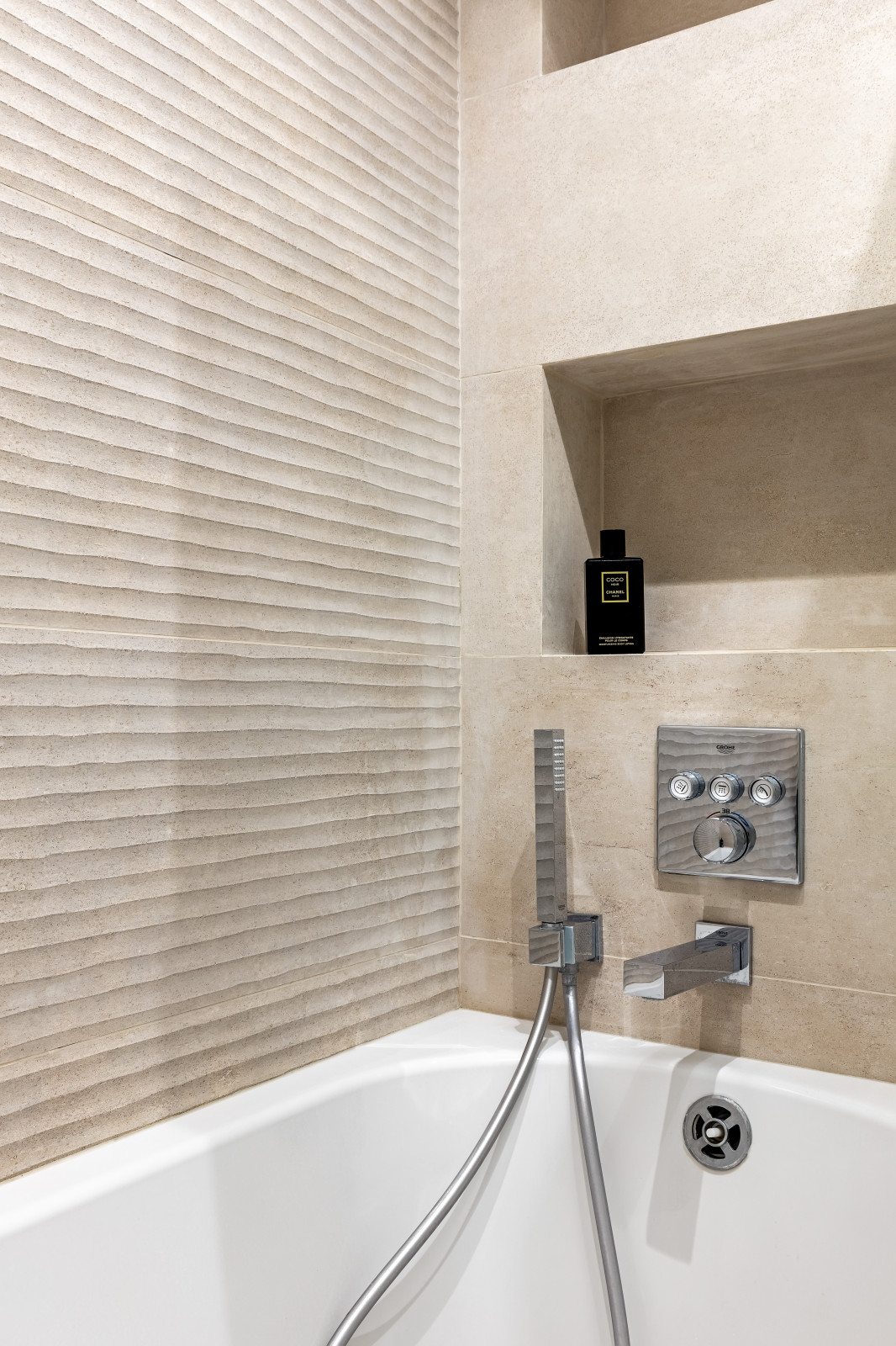 Минимализм 70м.кв.