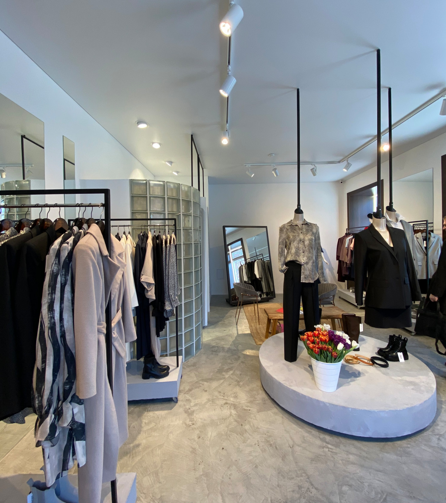 Шоурум бренд-ателье MONO8