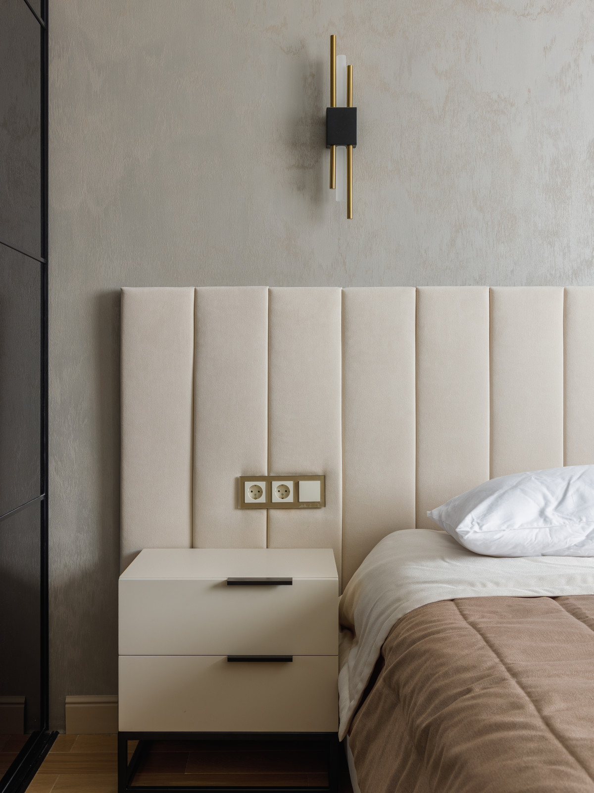 2х-комнатная квартира в современной классике и минимализме