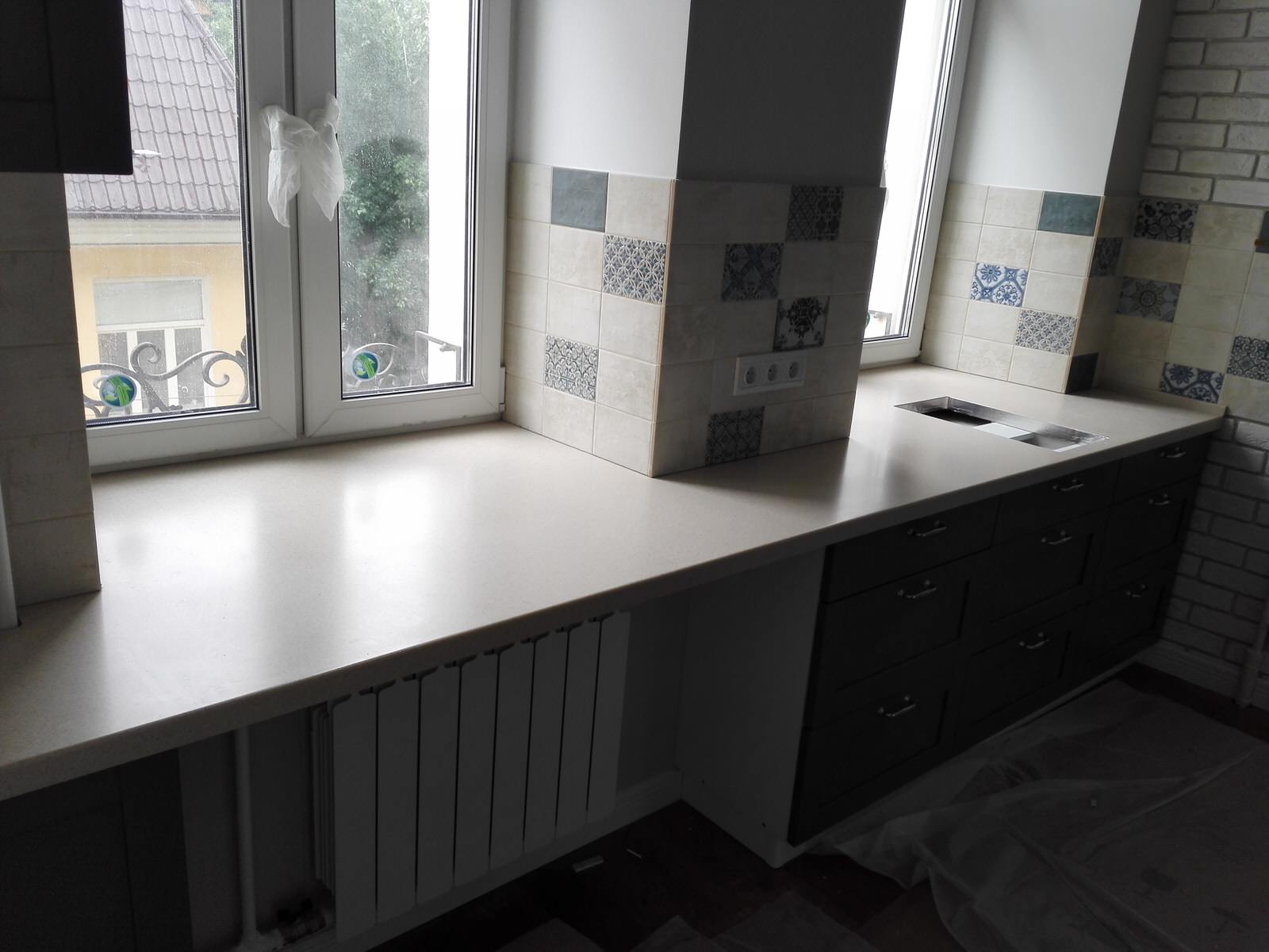 Обложка проекта: Подоконники из акрилового камня