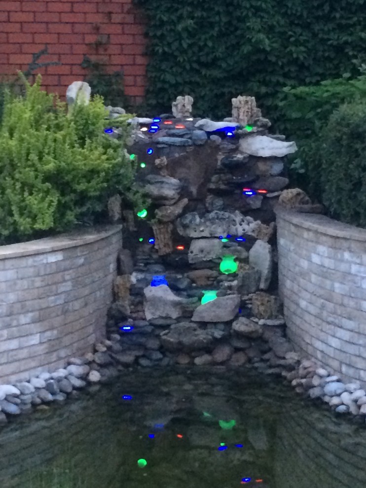 Вечером с подсветкой