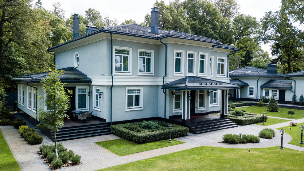 Строгая лазурь