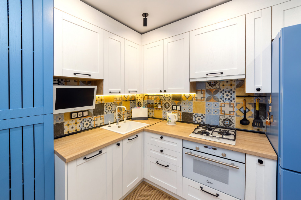 Квартира с синими акцентами