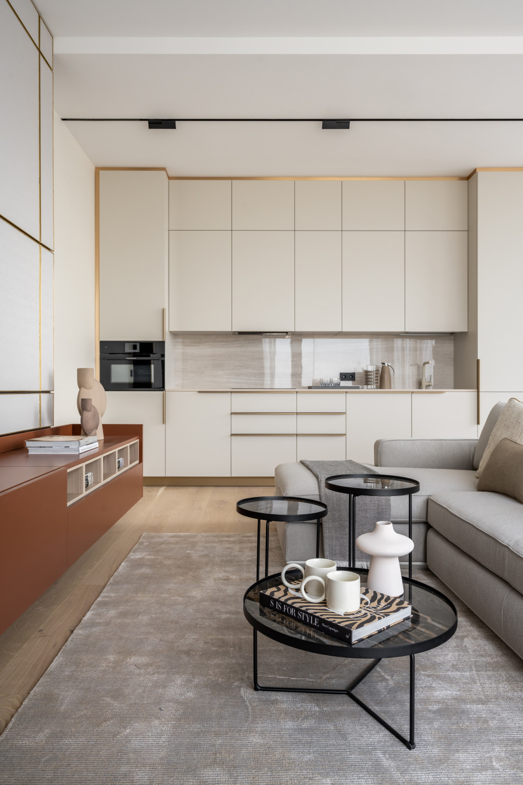 Apartments Neva Towers 1