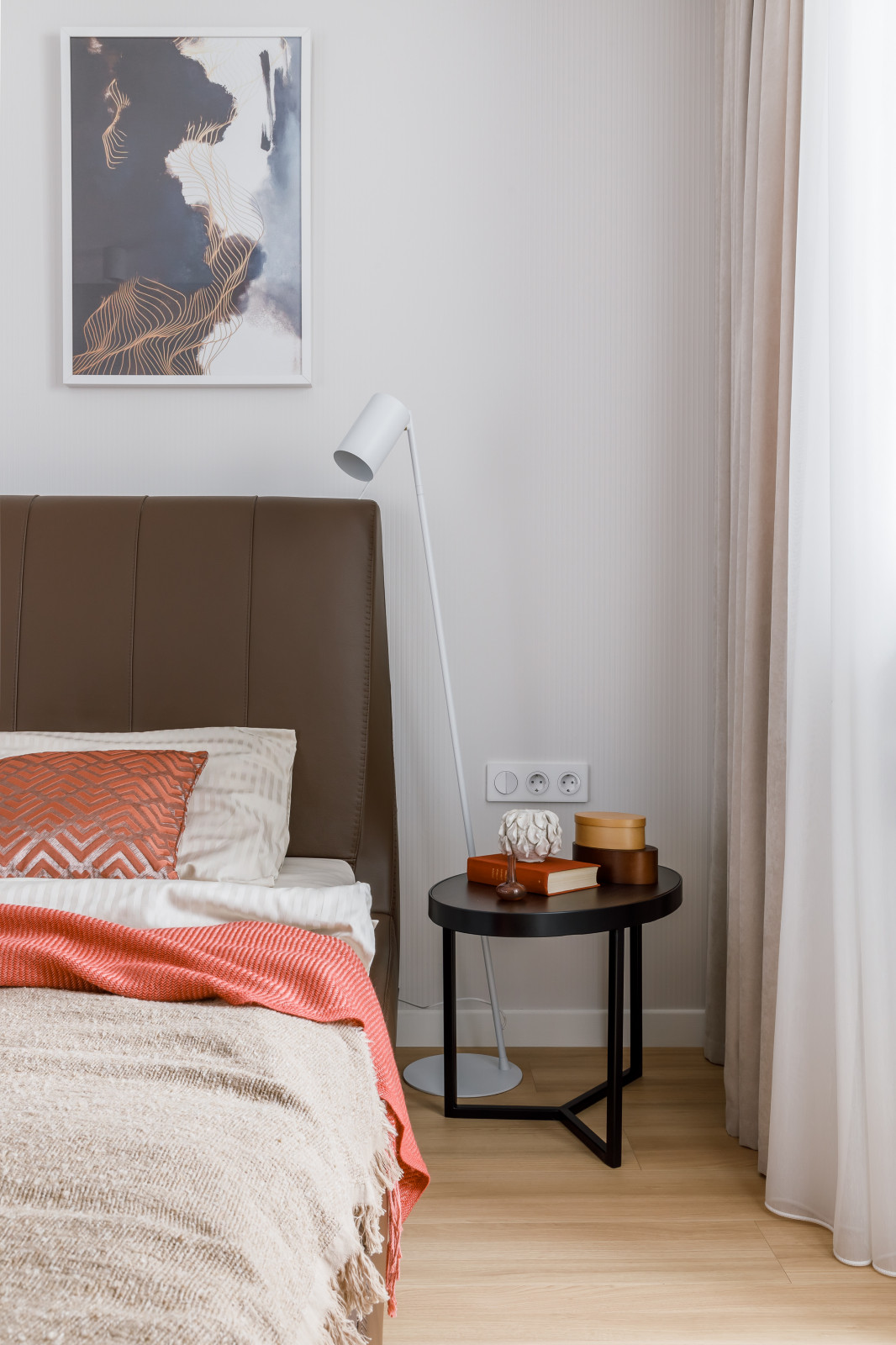 Точка белого (фотографии спальни)