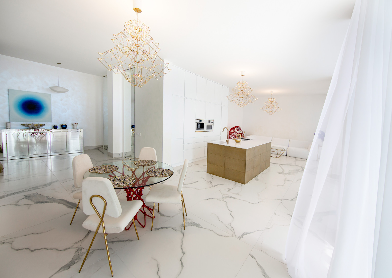 Квартира в Болгарии 2019г, с бассейном