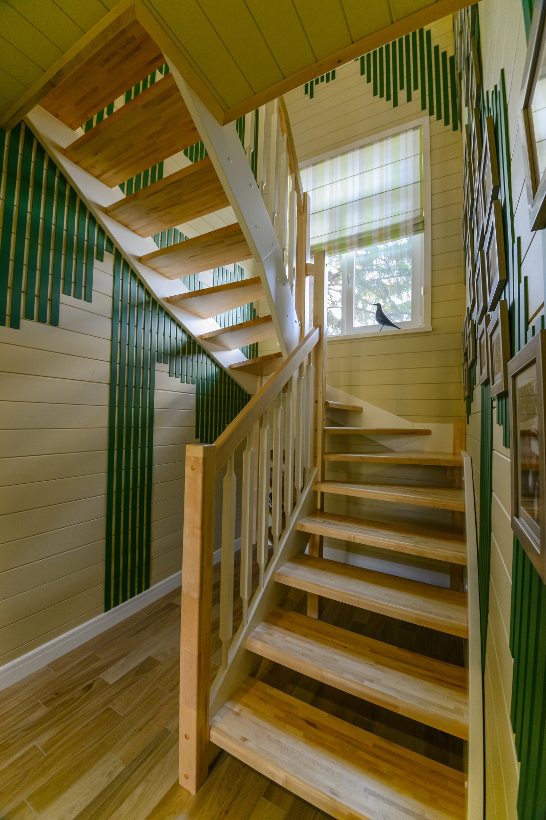 Летний дачный дом с банным комплексом