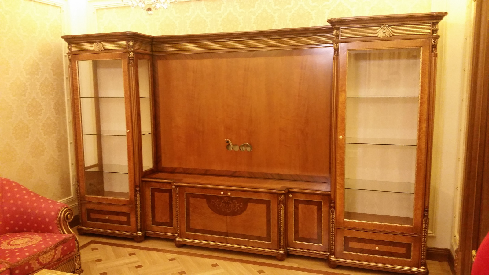 Обложка проекта: Шкаф реплика к существующей мебели