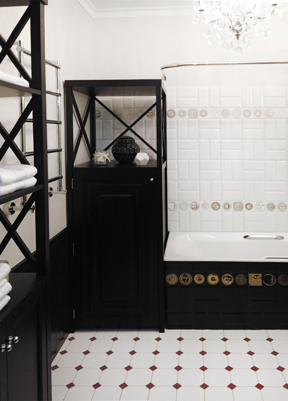 Квартира в подмосковье с элементами шинуазри.