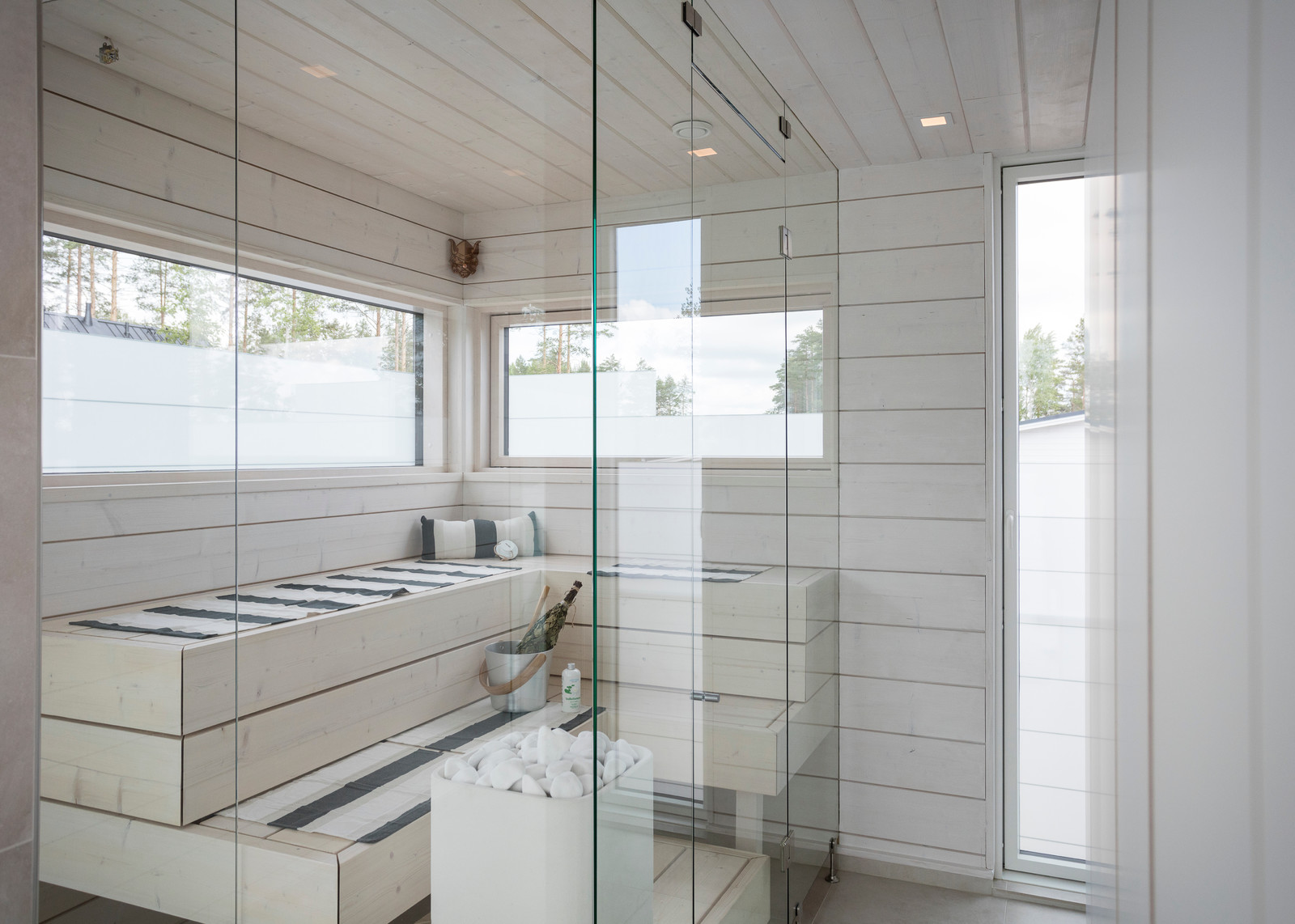 Краски Tikkurila в ванных