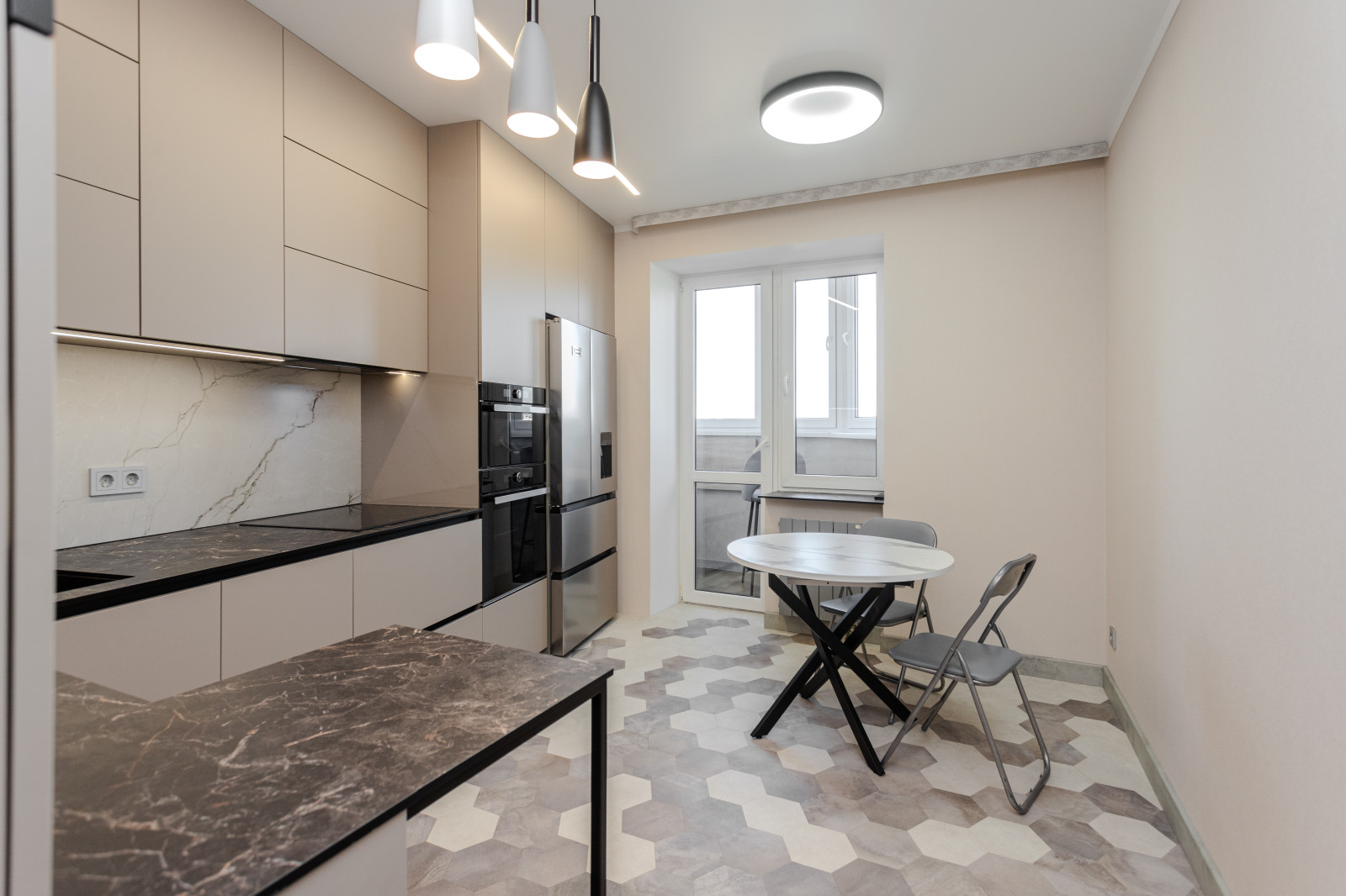 Кухня современная с компакт ламинатом на ул. Гагарина г. Калининград