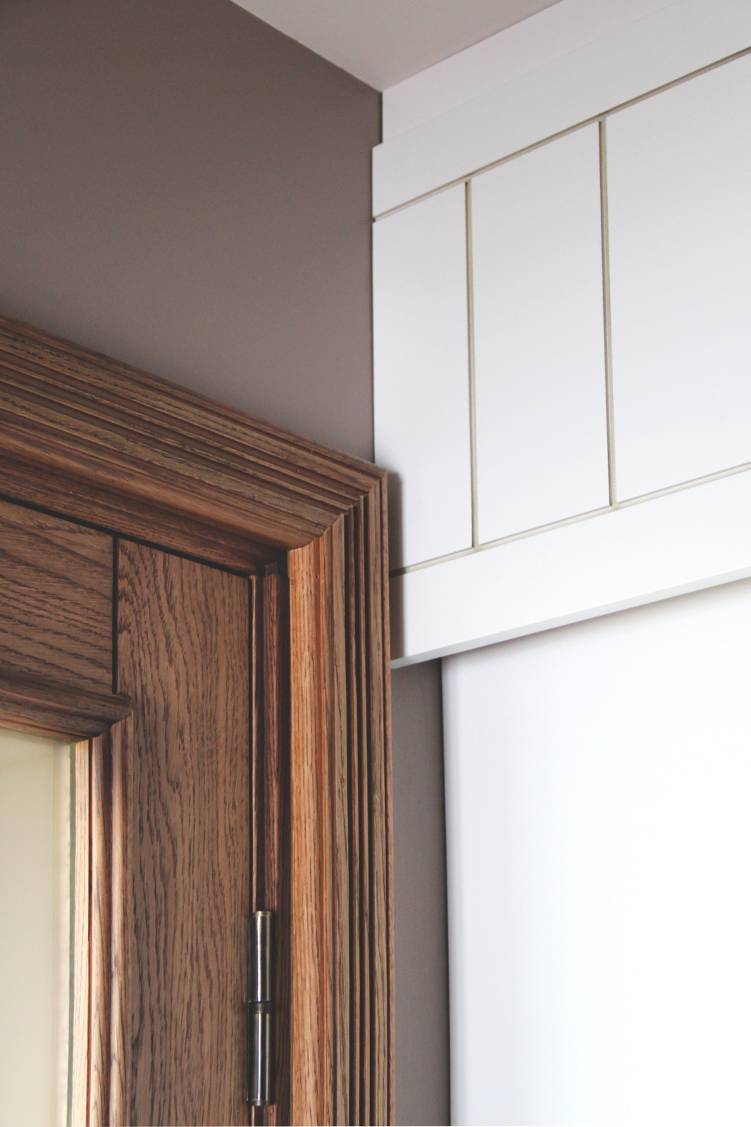 Загородная усадьба у озера.