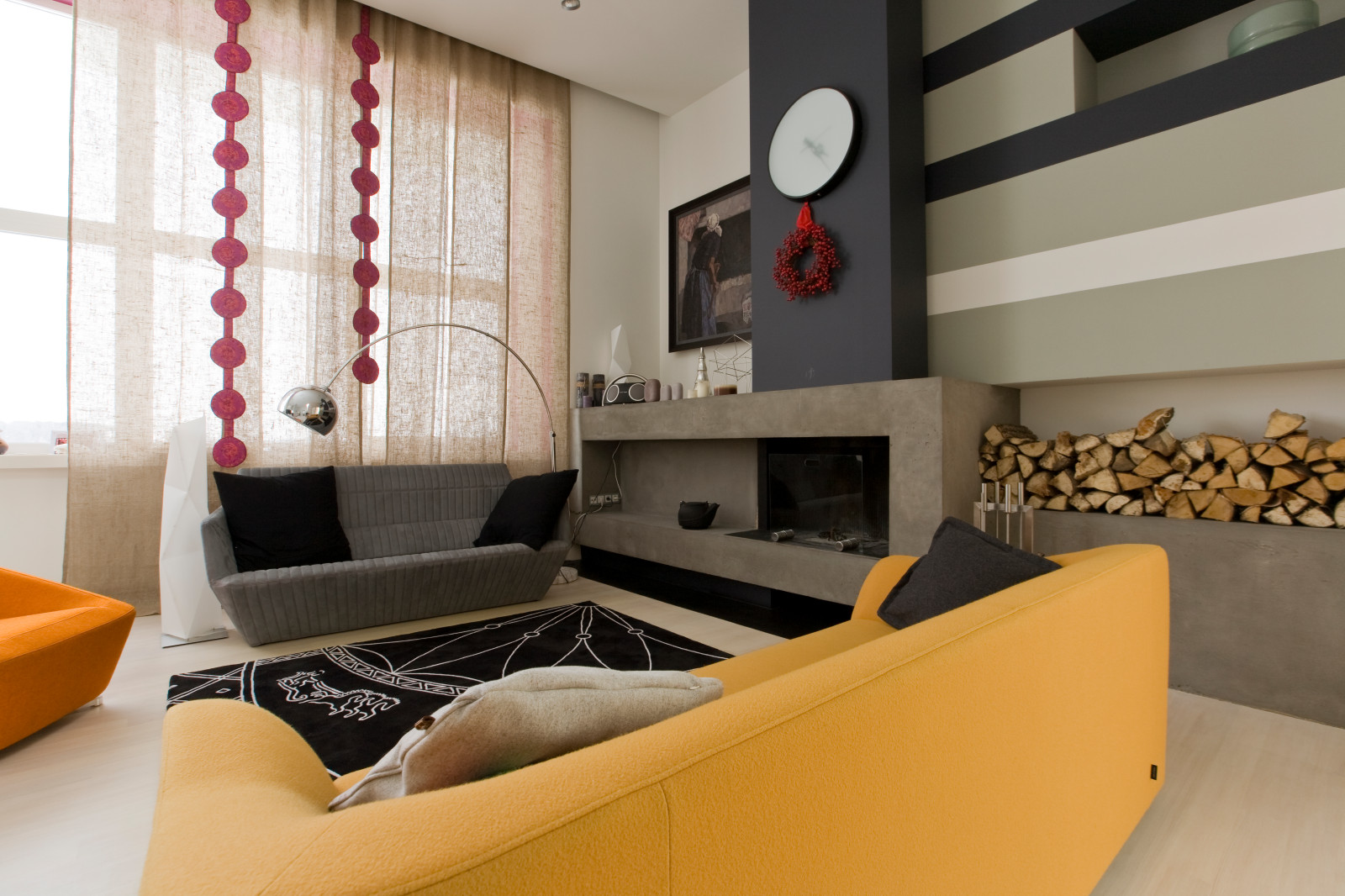 ДОМ В ХОЛМЕ, 450 кв.м.