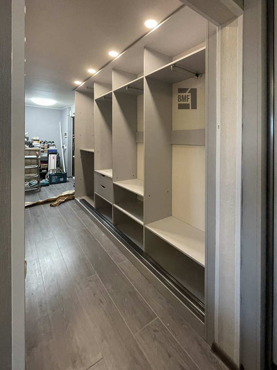 Комплект шкафов в квартиру