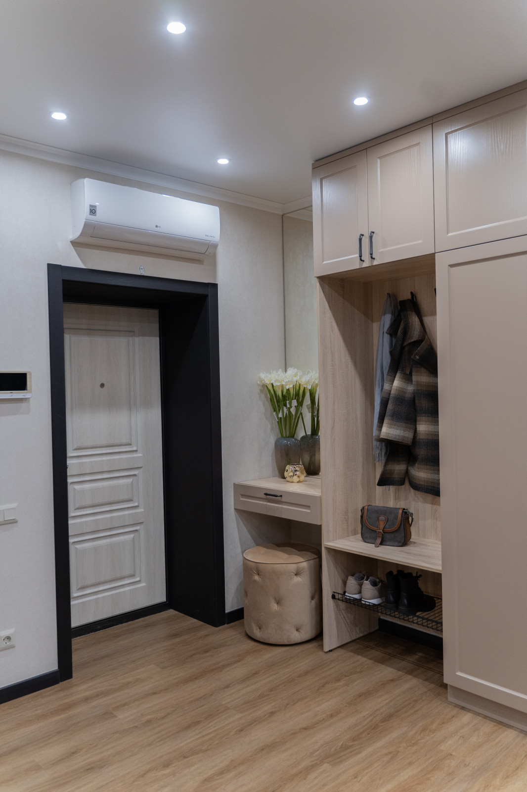 Квартира для молодого человека "Мягкая эклектика"