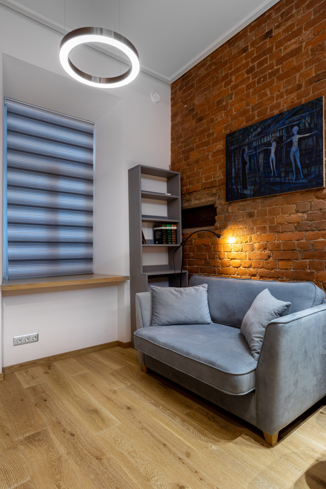 Объект в старом фонде на Таврической улице(г. Санкт-Петербург)