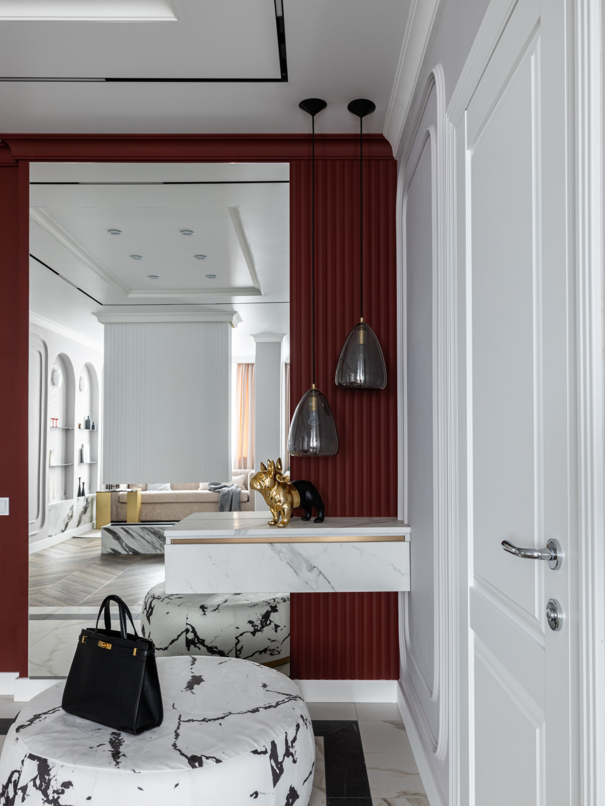 Двухкомнатная квартира 60м2 для девушки