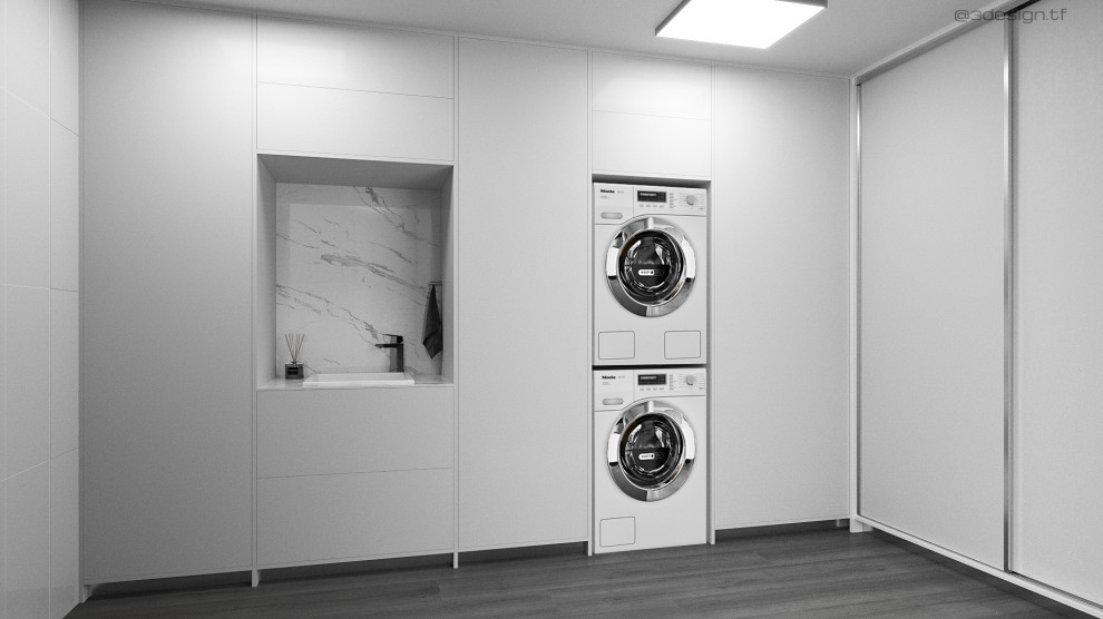 Tenrooms. Villa en Adeje. Lavadero