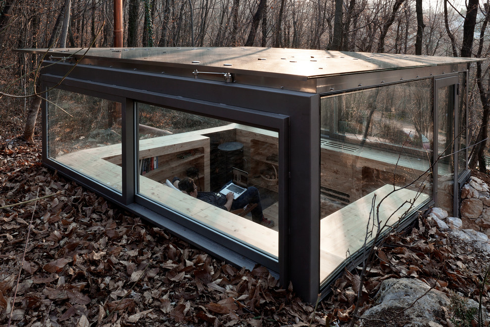 Архитектура: Павильон с видом на холмы Беричи