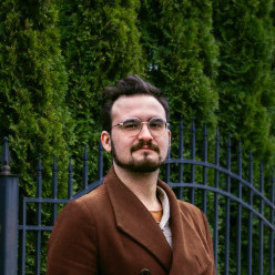 Анатолий Тихомиров