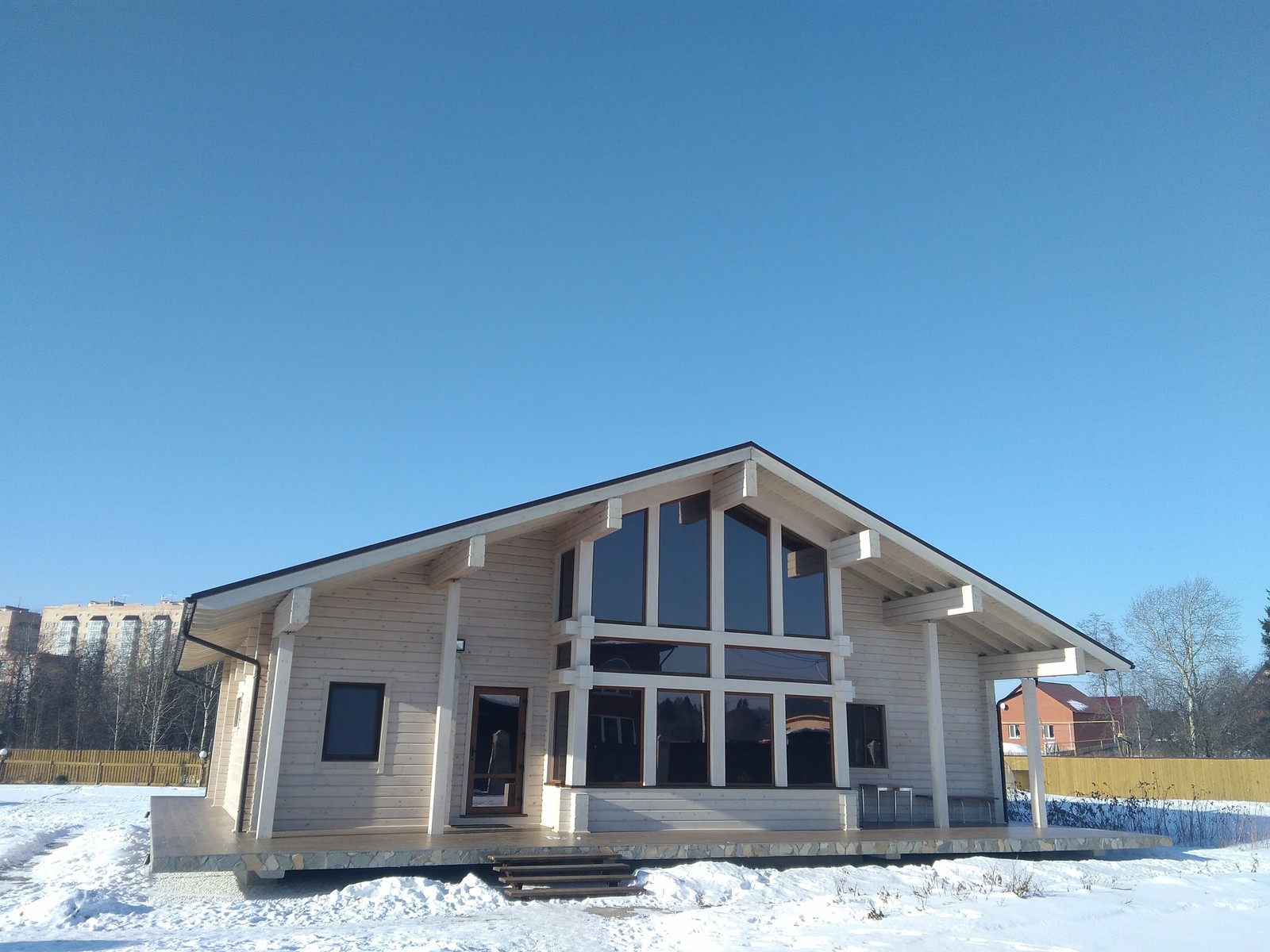 Коттедж из клееного бруса Ангарской сосны в поселке "Горный"