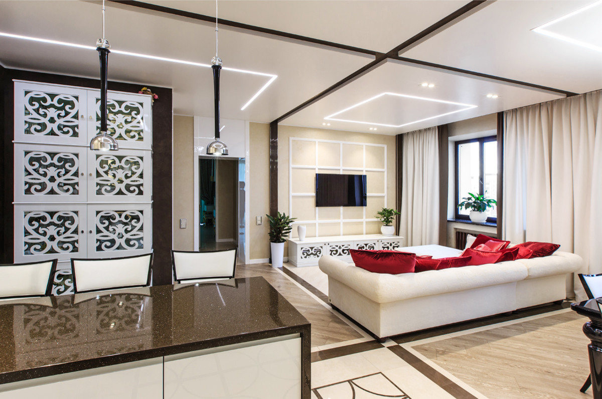 Гостиная-кухня-столовая