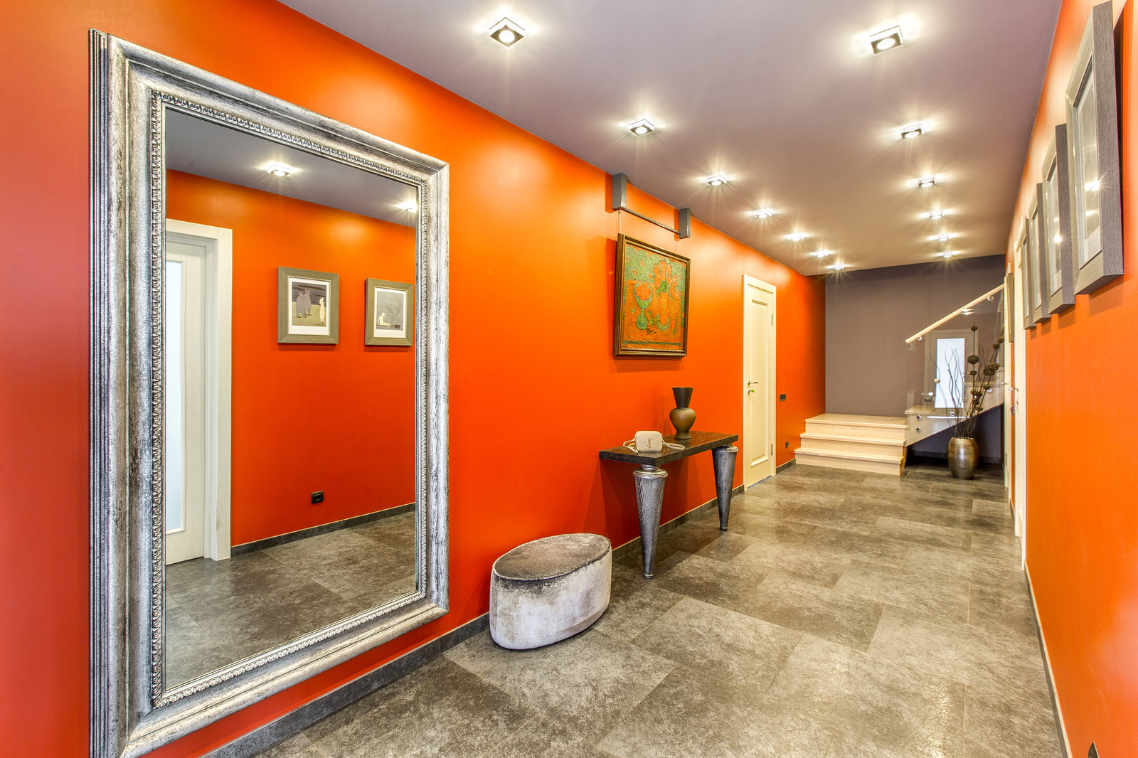 Интерьер с сочной ночинкой