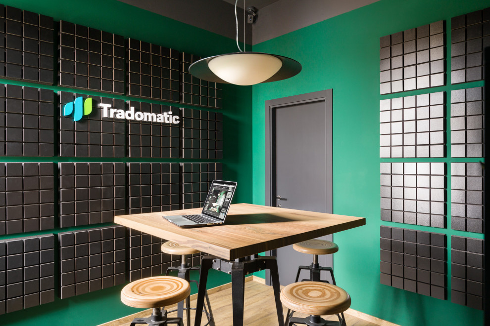 Tradomatic office space