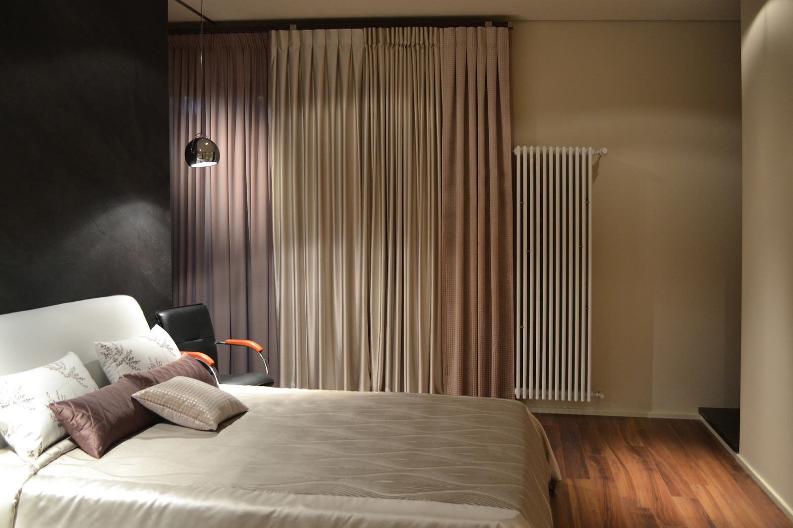 Обложка проекта: Спальня в кофейно-жемчужных оттенках