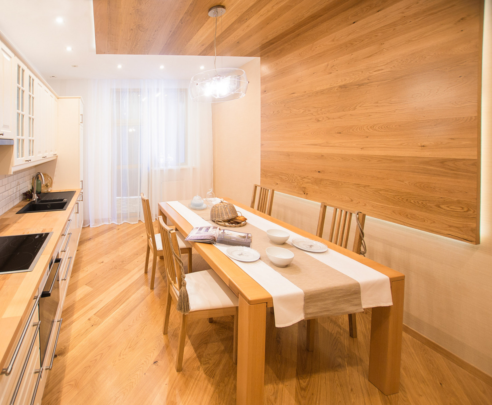 Частный интерьер ЖК "Адмирал" . Студия Gioa