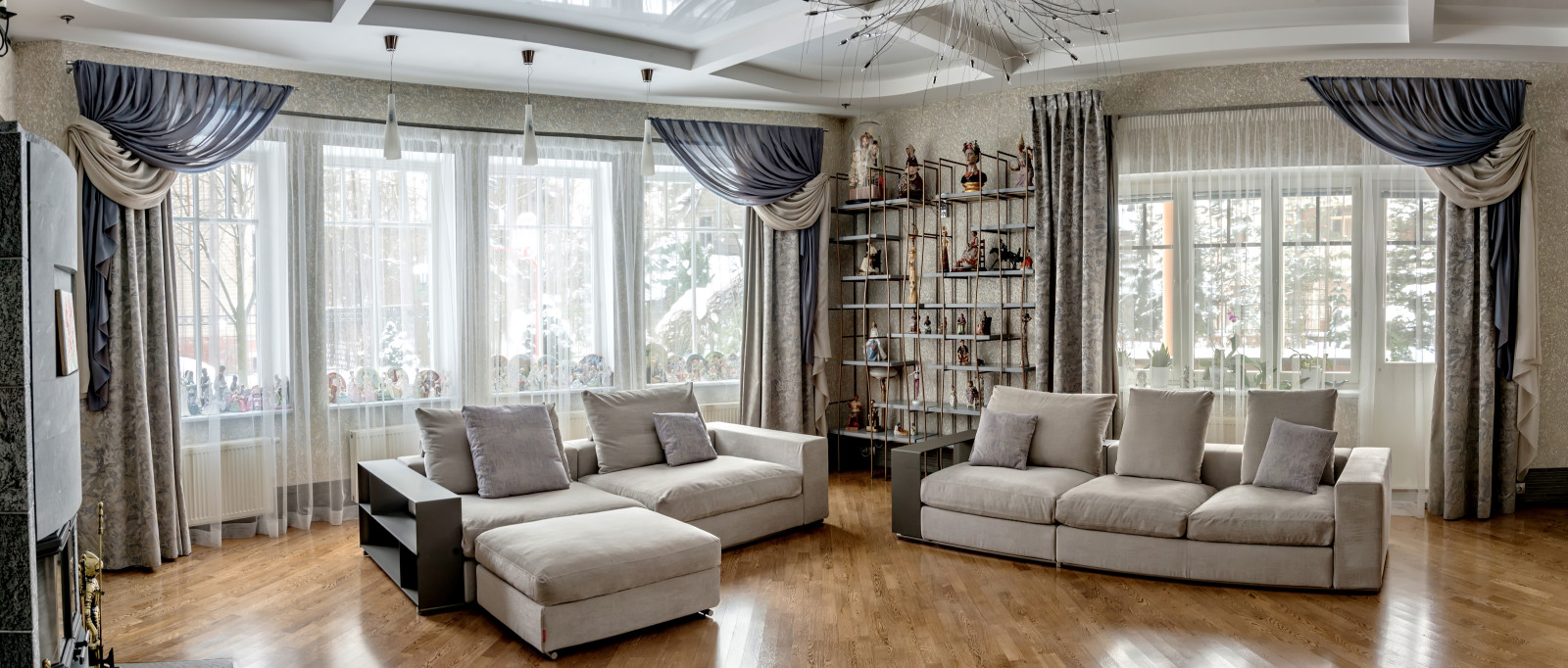 Обложка проекта: Гостиная в частном доме