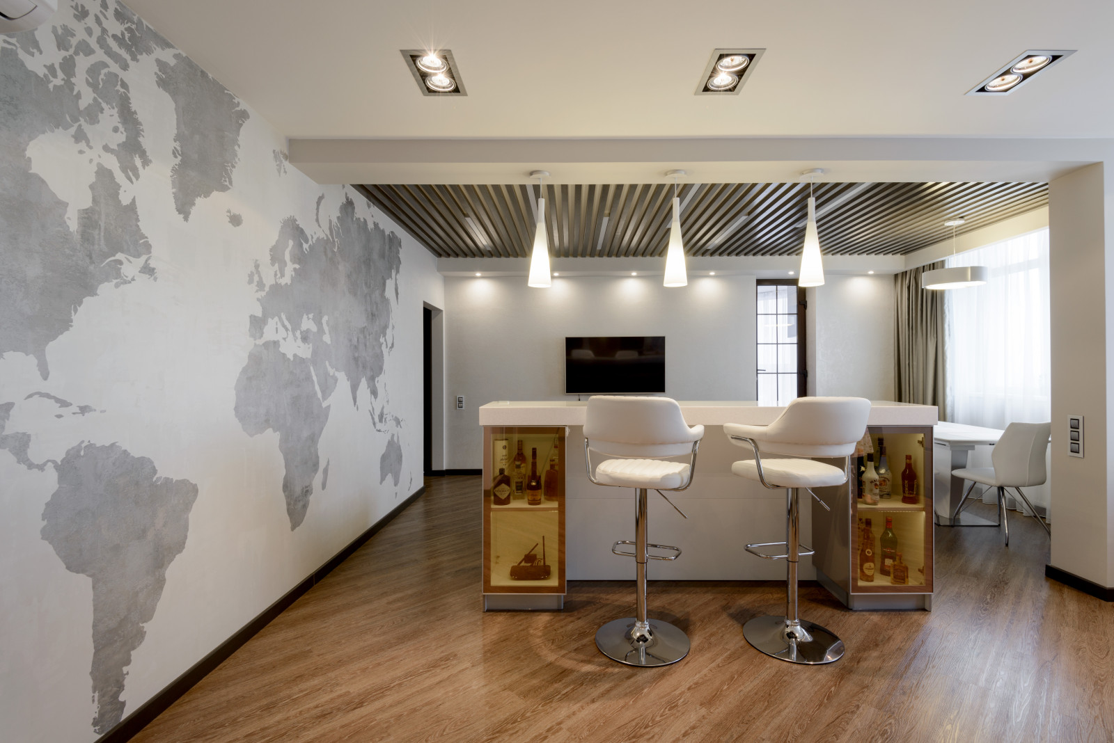 Трехкомнатная квартира-студия в современном стиле