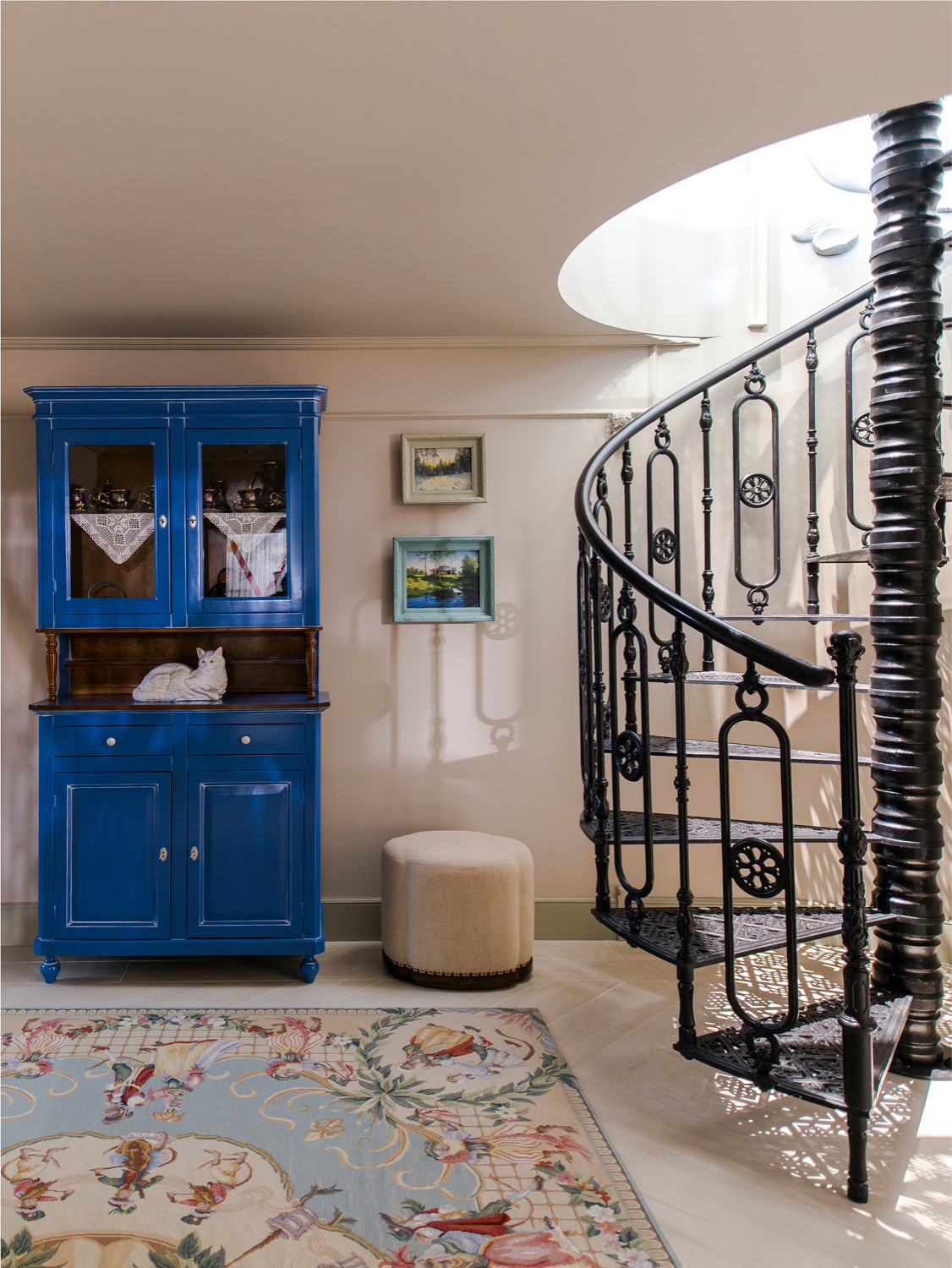 Съемка дома на Новой Риге, 1950 м². Дизайнер Анна Першхайло.