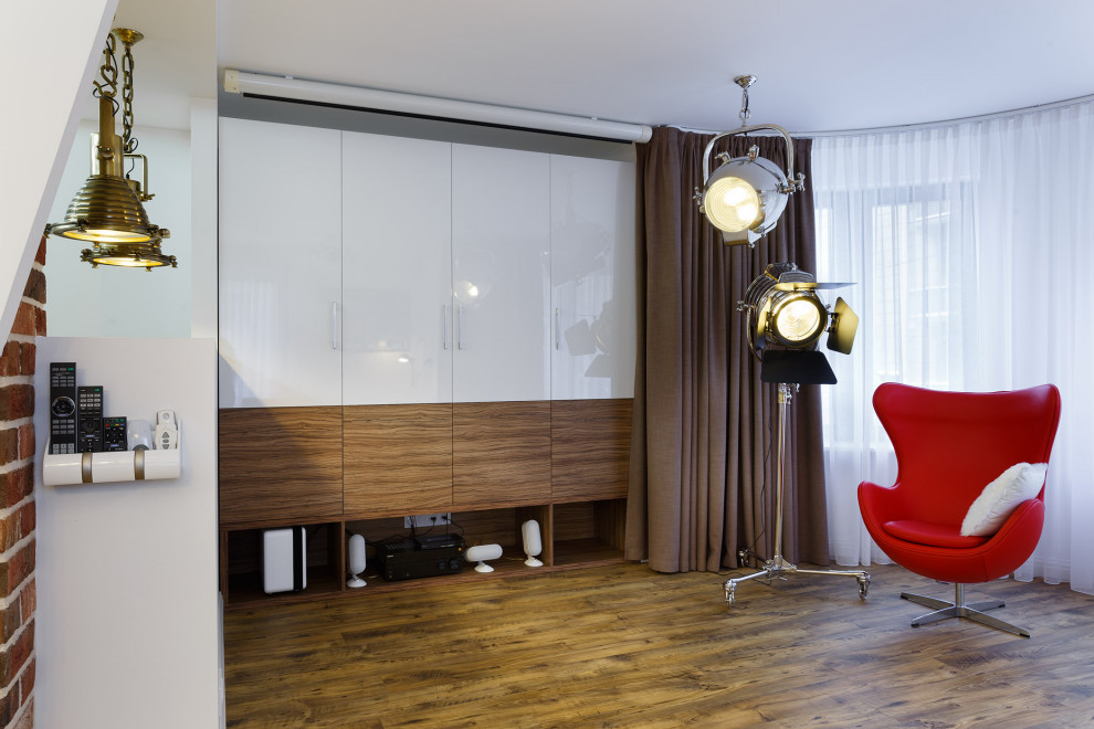 Квартира в старом фонде для Режиссера