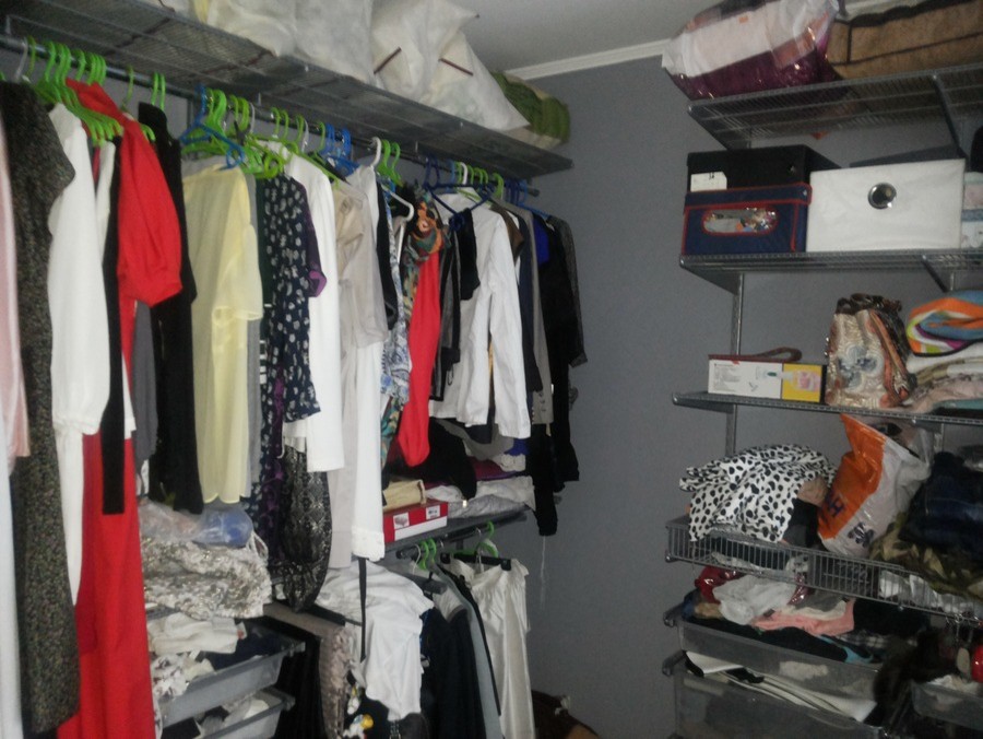 Гардеробные в Есентай аппарт