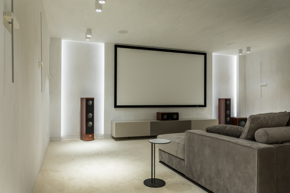 Houzz тур: Дом с рабочей кухней, отдельной игровой и кинозалом