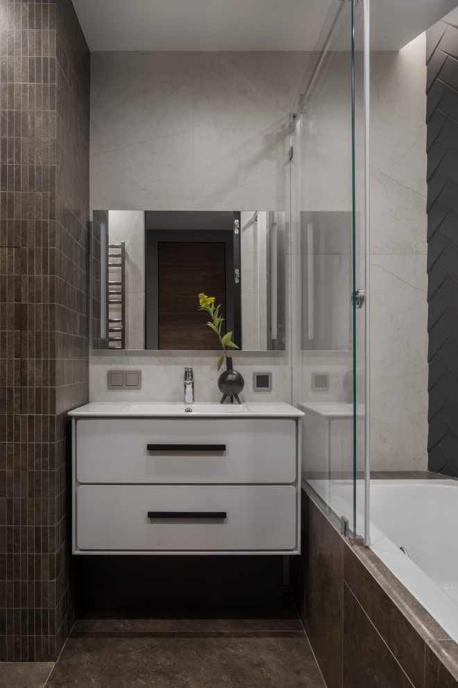 Над городом